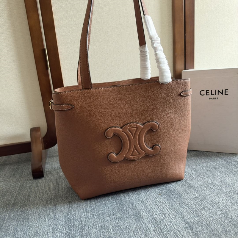 Ce1i*e cabas bags